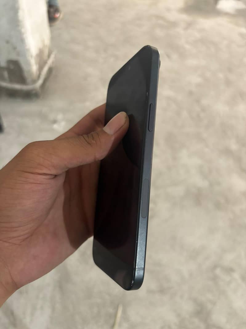 Apple iPhone 15 plus 5