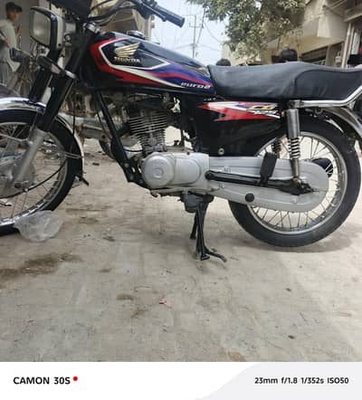 Honda 125 2017 genuine condition 1 hand used