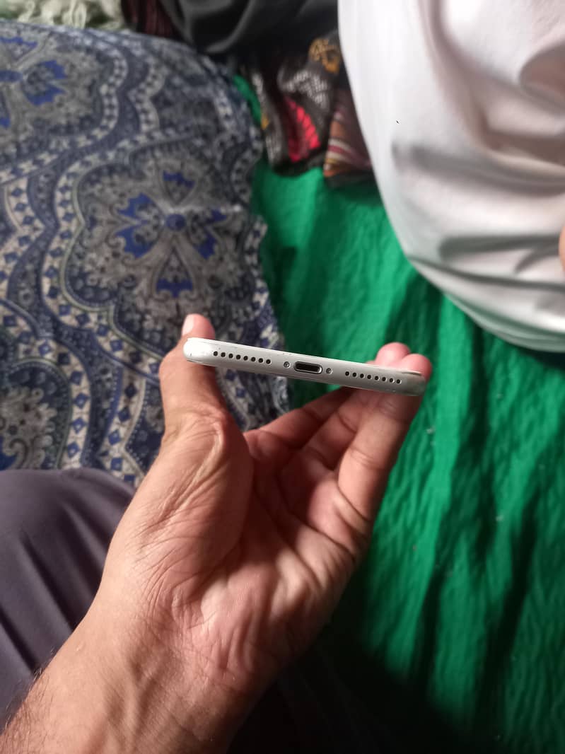 Iphone 8plus pta ok 1