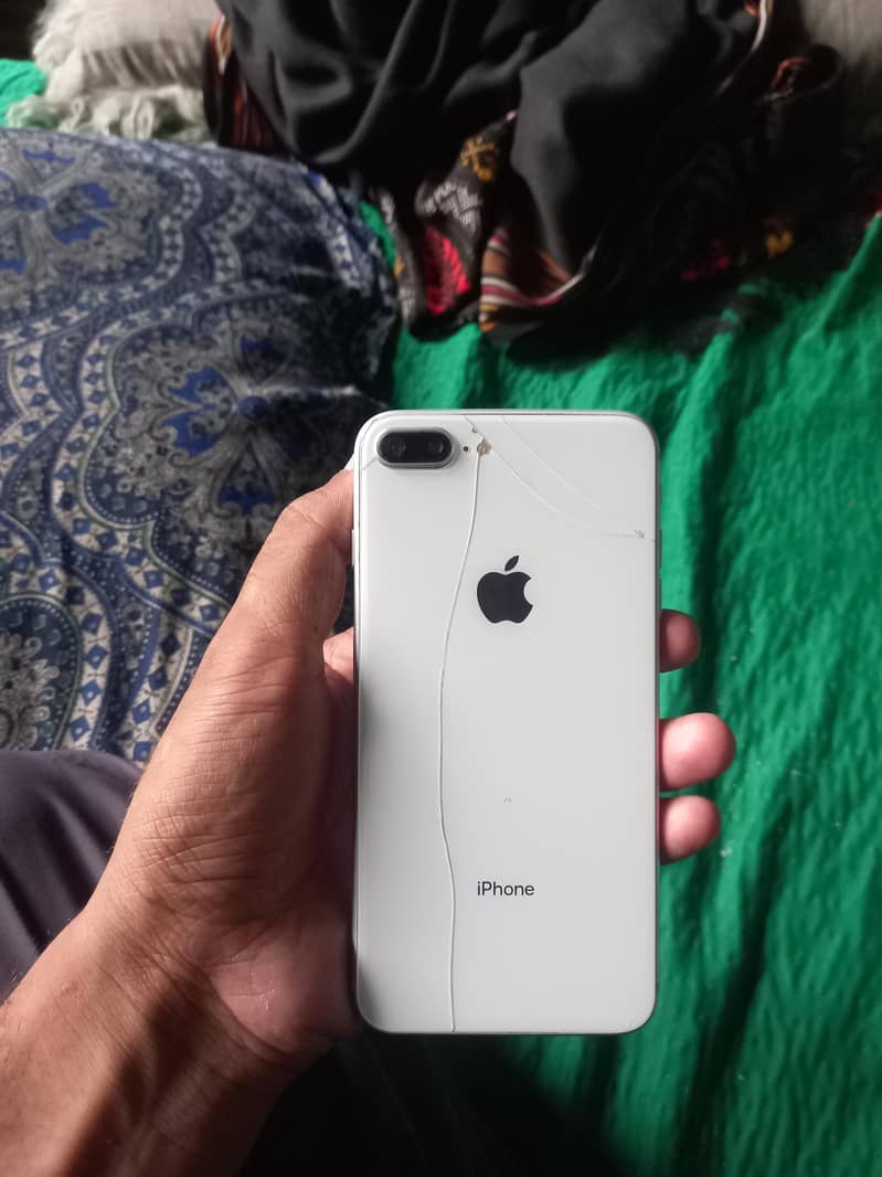 Iphone 8plus pta ok 5
