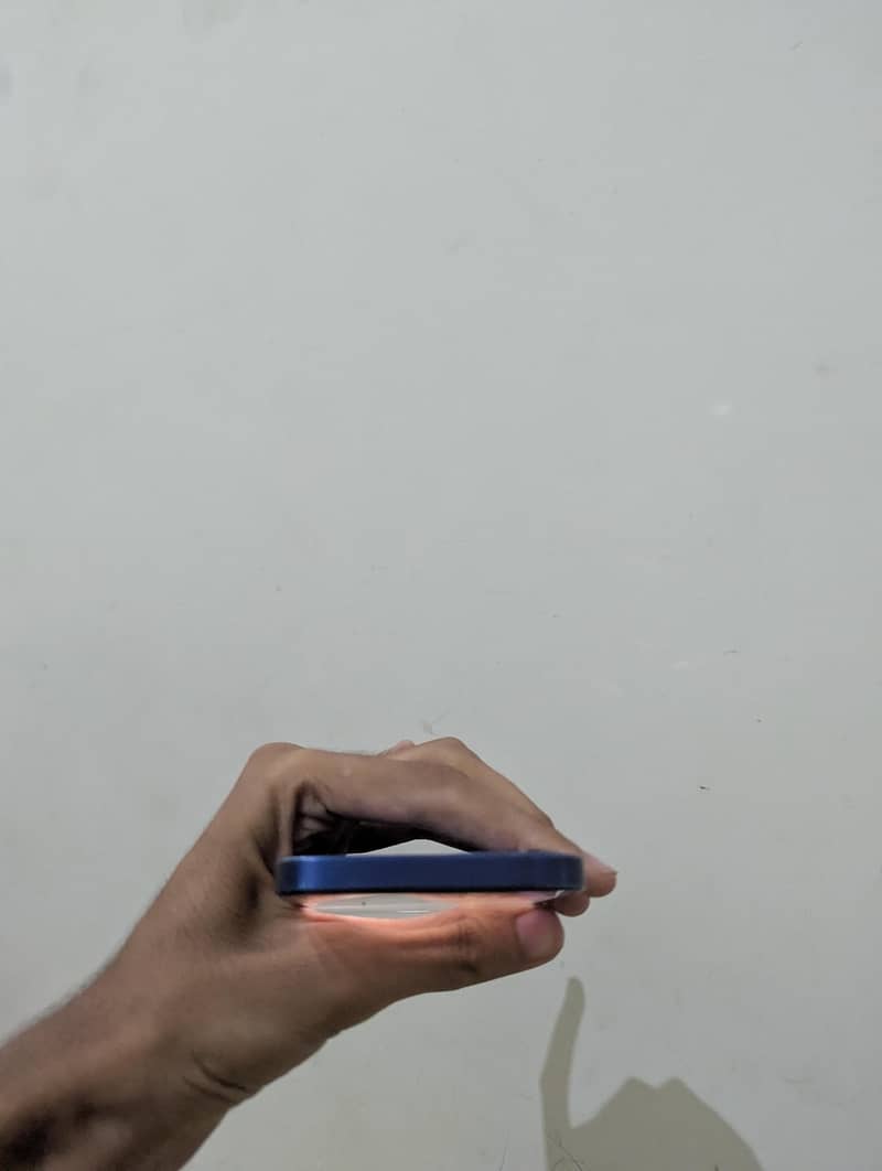 Apple iPhone 12 5