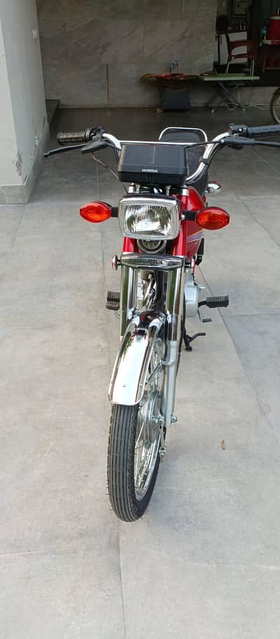 Honda CG 125 model 2010 for urgent sale