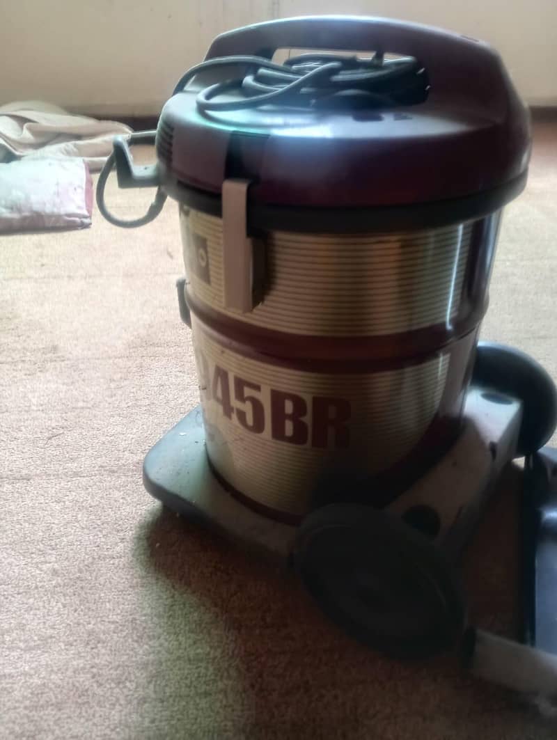 vacuum cleaner 5