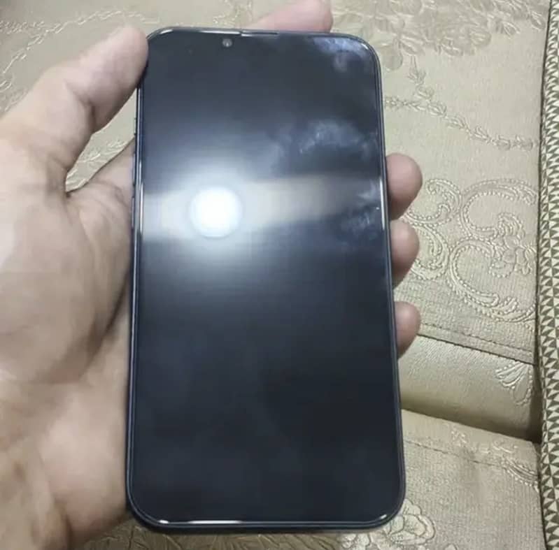 Apple iPhone 13 3