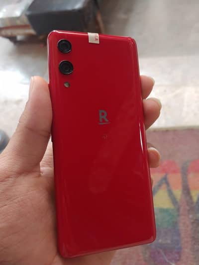 Rakuteen hand 5G