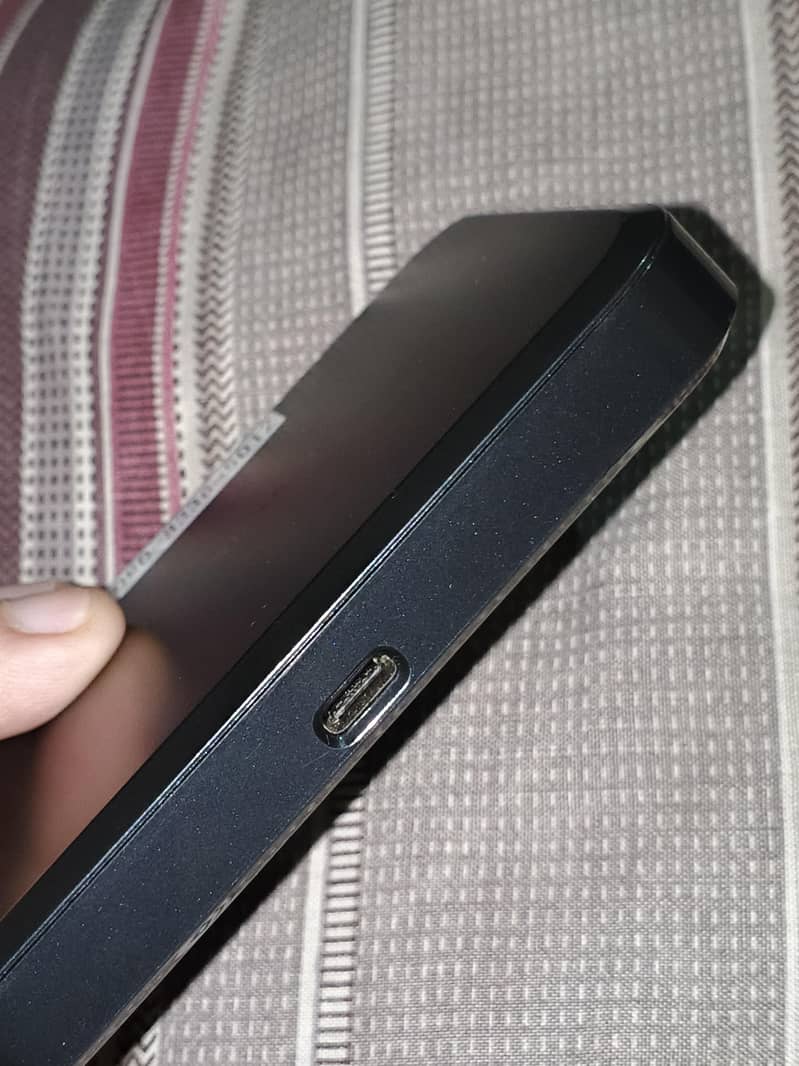 Sharp Aquas Wifi  Sim Device 2