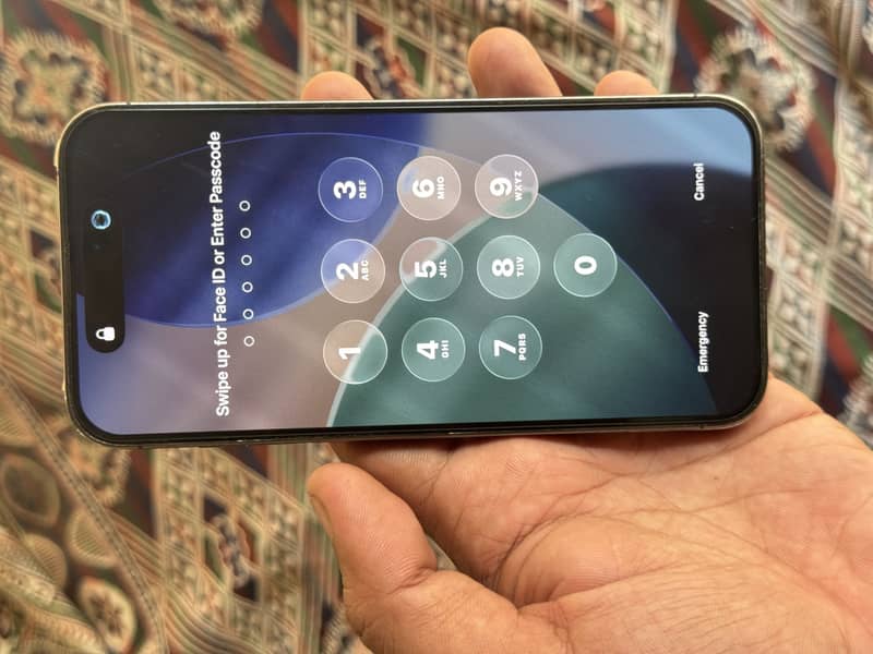 Apple iPhone 14 Pro Max 1
