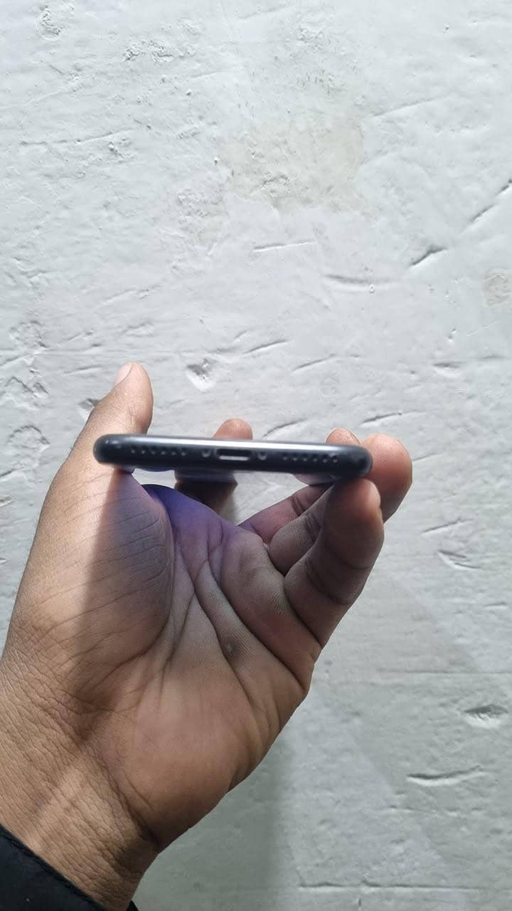 Apple iPhone SE 3