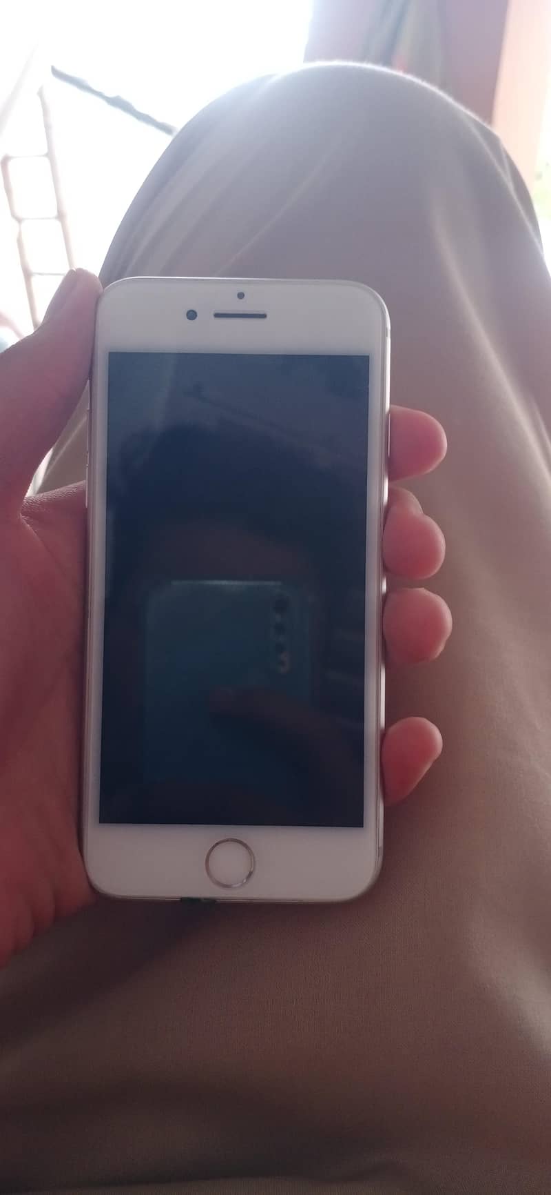 Apple iPhone 8 0