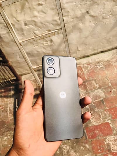 Motorola Moto E14