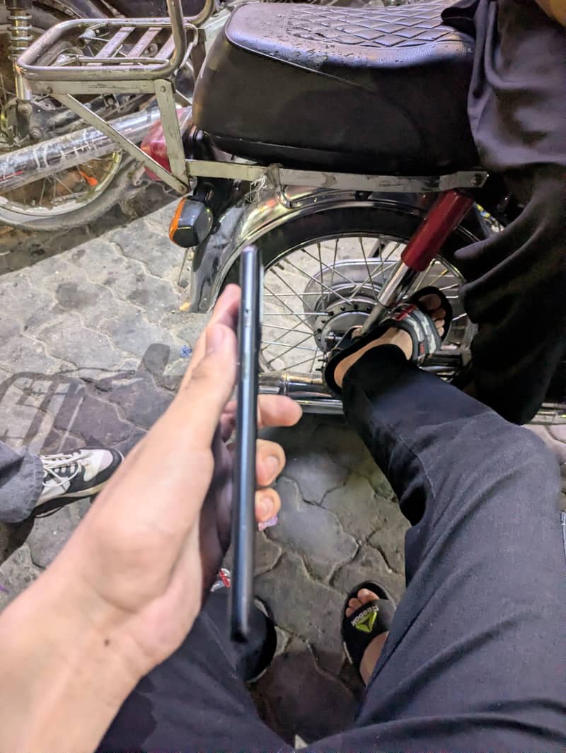 One Plus 9R 3
