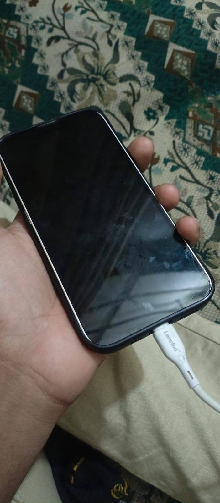Apple iPhone 14 3