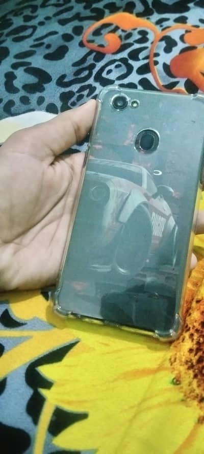 OPPO F7