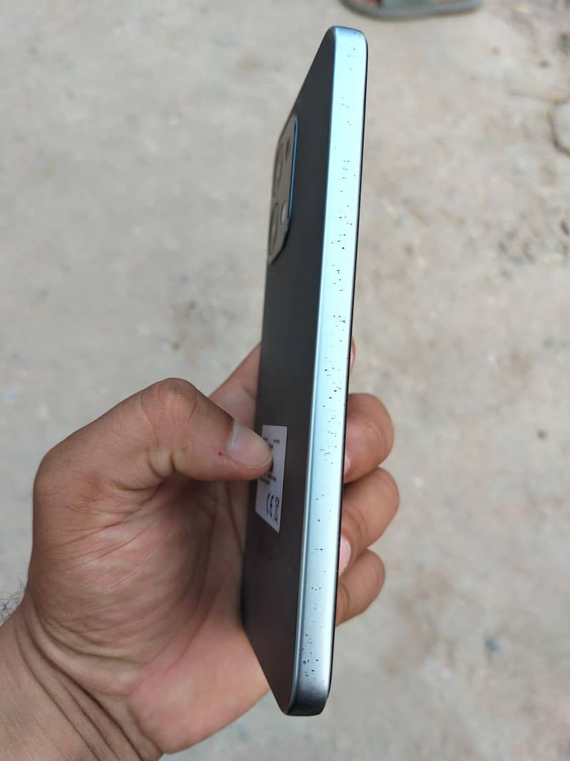 OPPO A6 pro 4
