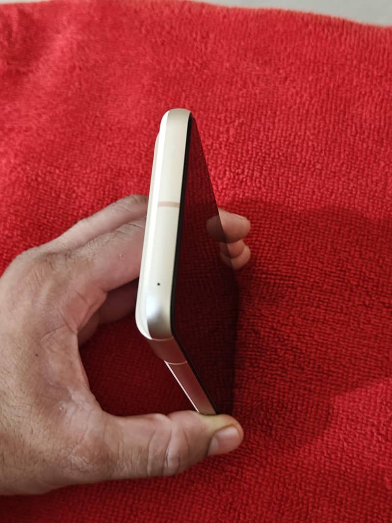Google Pixel 8 3