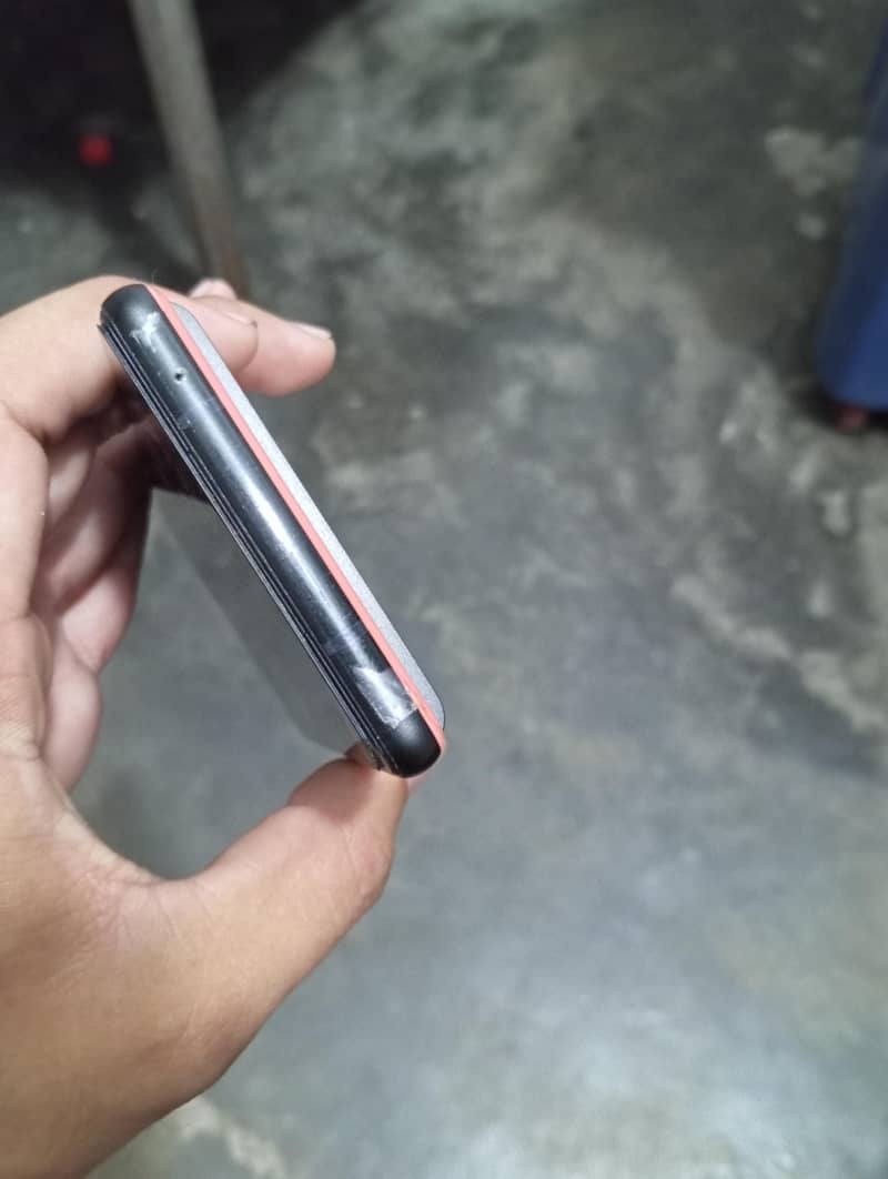 Google Pixel 6 4