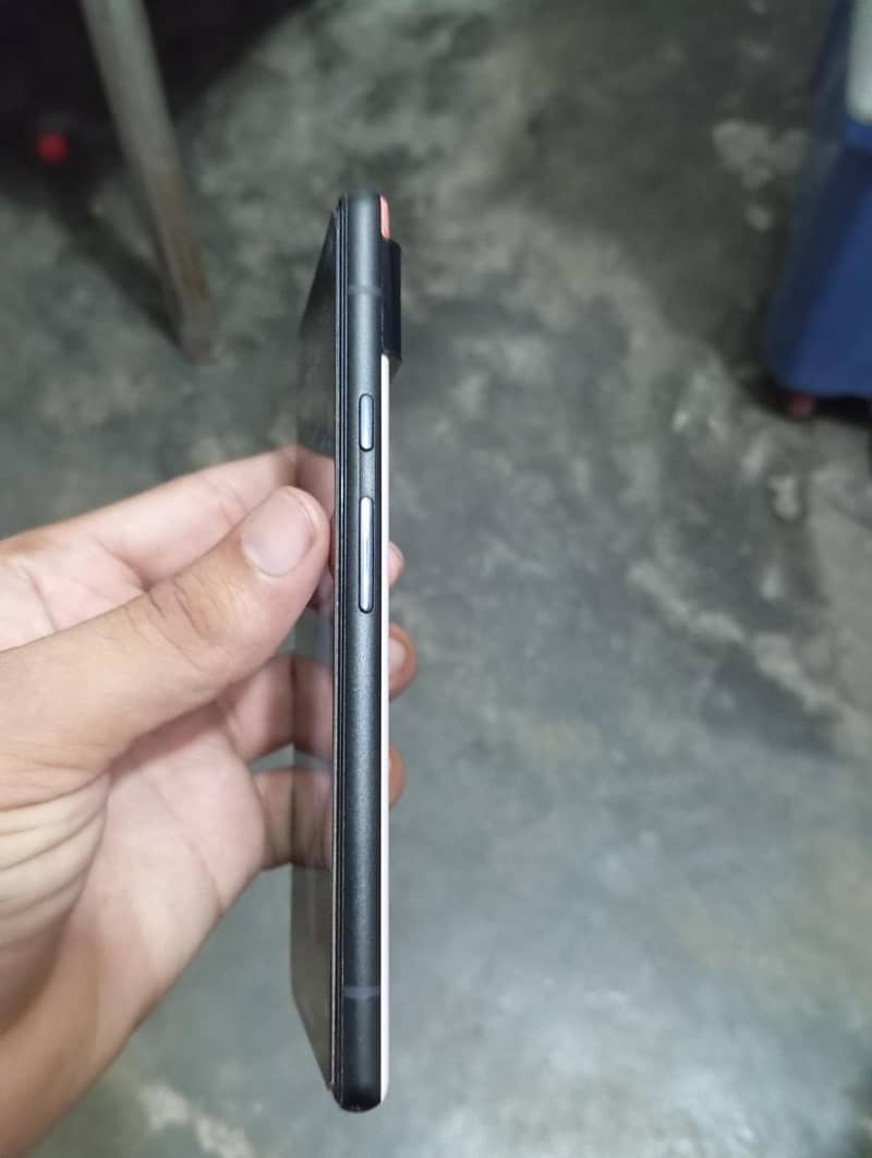 Google Pixel 6 5