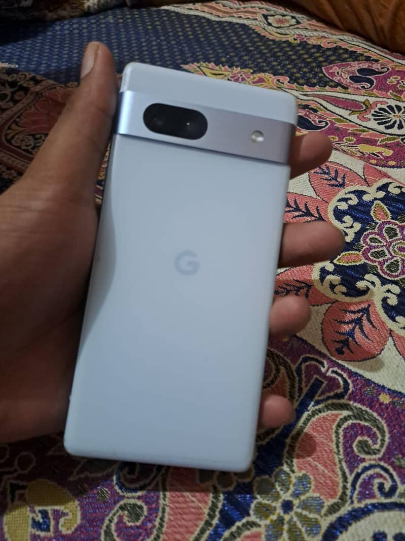 Google Pixel 7a 5