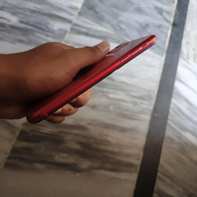 Apple iPhone 11 5