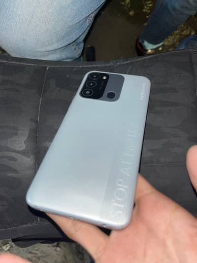 Tecno Spark 8C