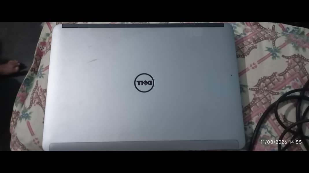 Dell Latitude E6440 0