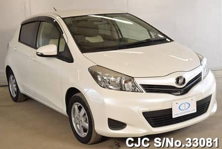 Toyota vitz headlight original for sale
