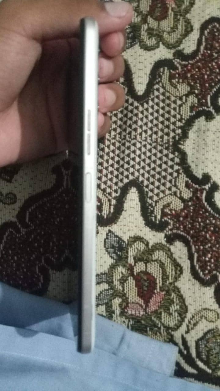 Tecno Camon 18 4