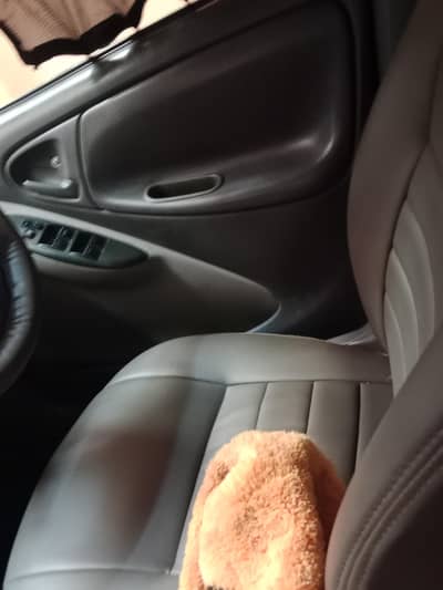 Toyota Platz 2000