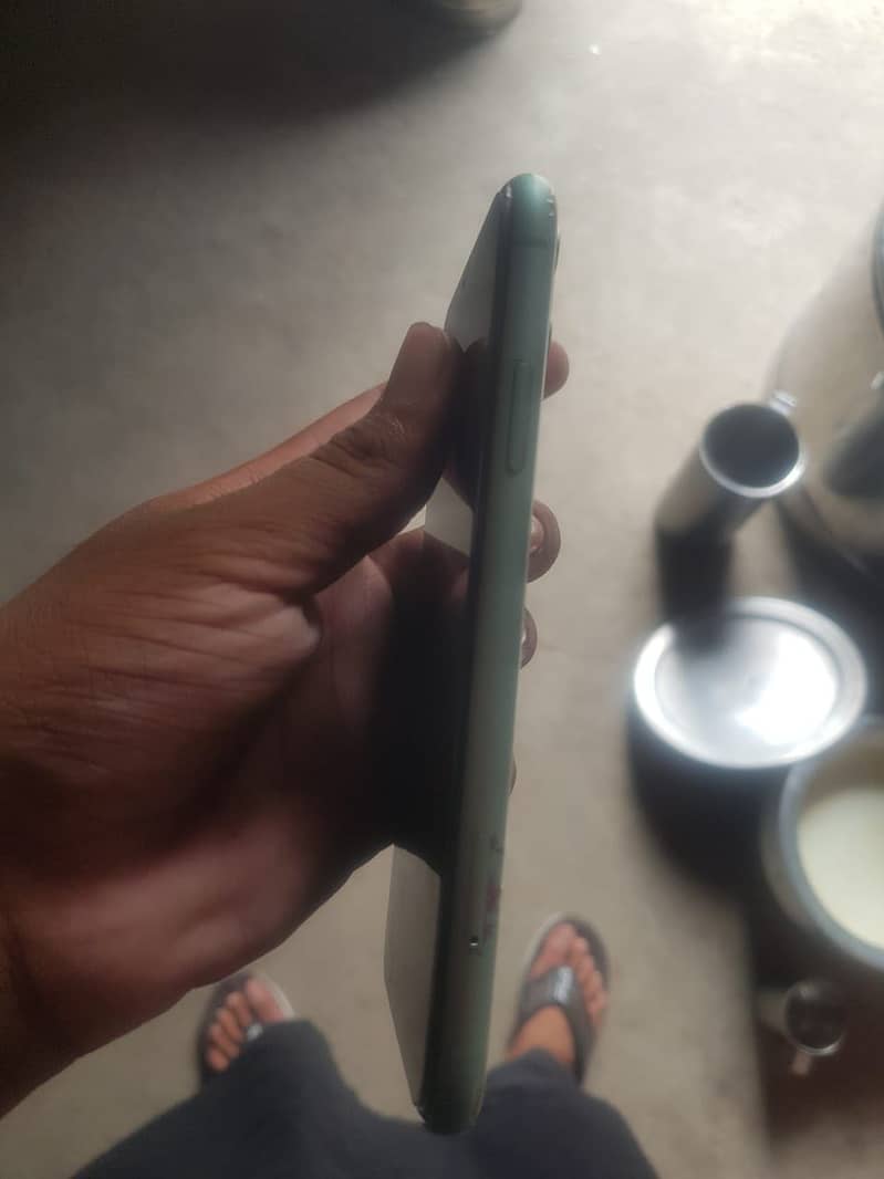 Apple iPhone 11 1