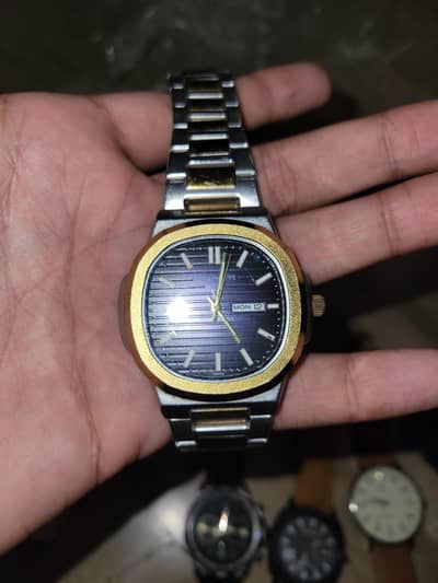 “Watches Collection – Different Designs & Brands”
