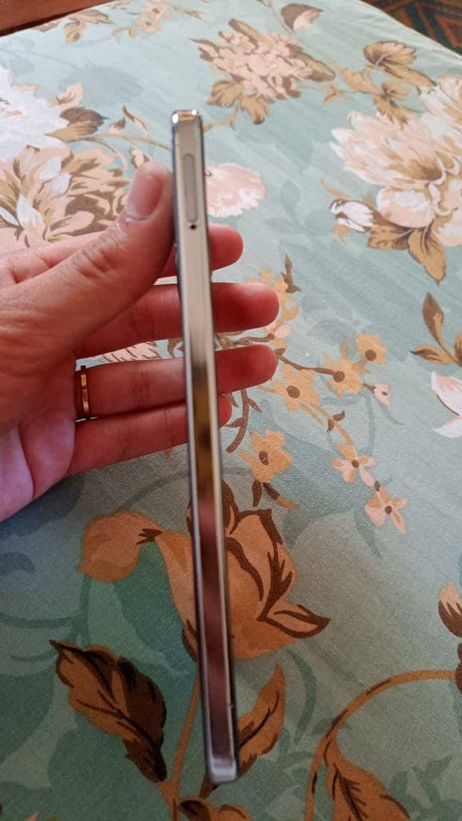 Honor X8 1