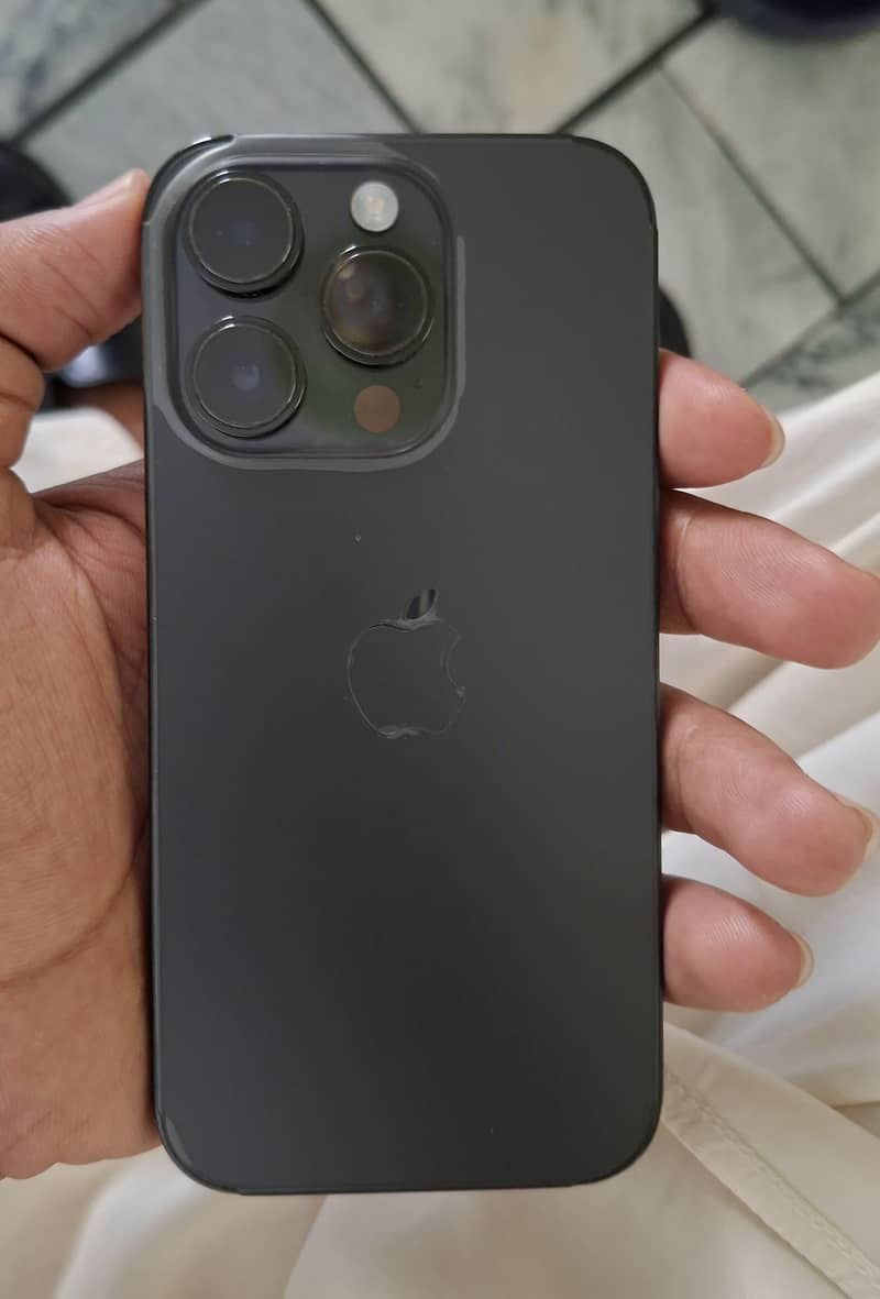 Apple iPhone 14 Pro 0