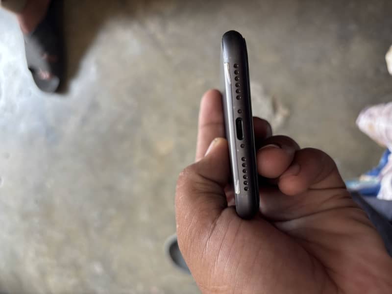 Apple iPhone 11 2