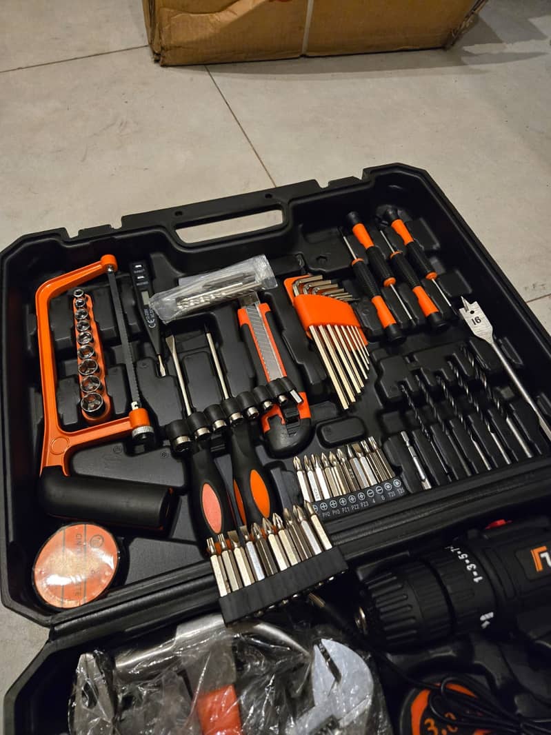 Cordless Drill Machine with Tool 1