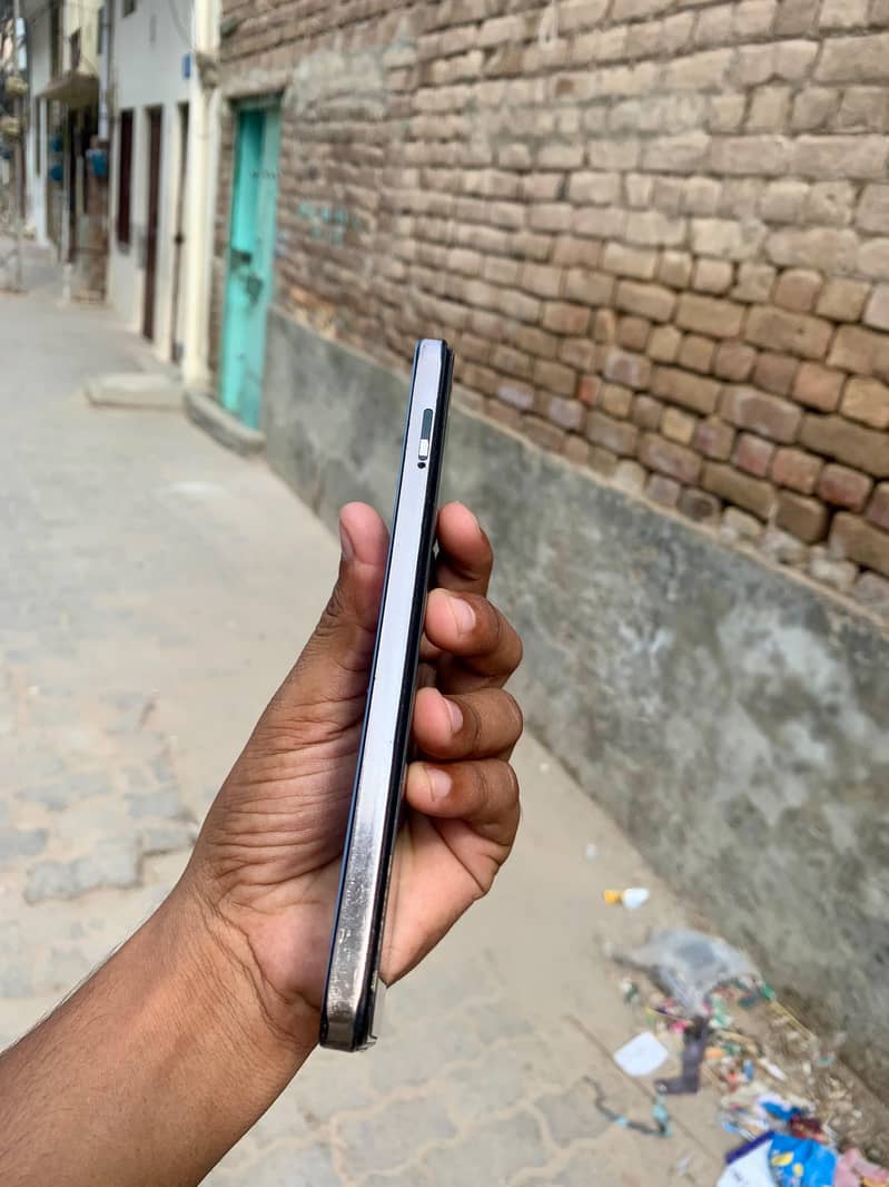 Infinix Note 30 5