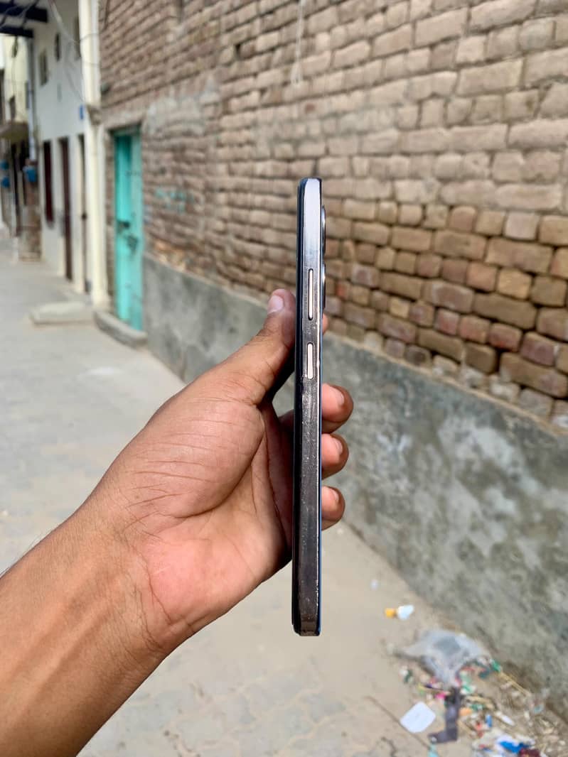 Infinix Note 30 6