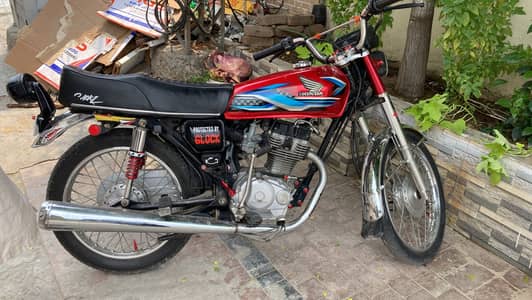 CG honda 125 red colour