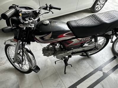Honda cd 70 black 2024