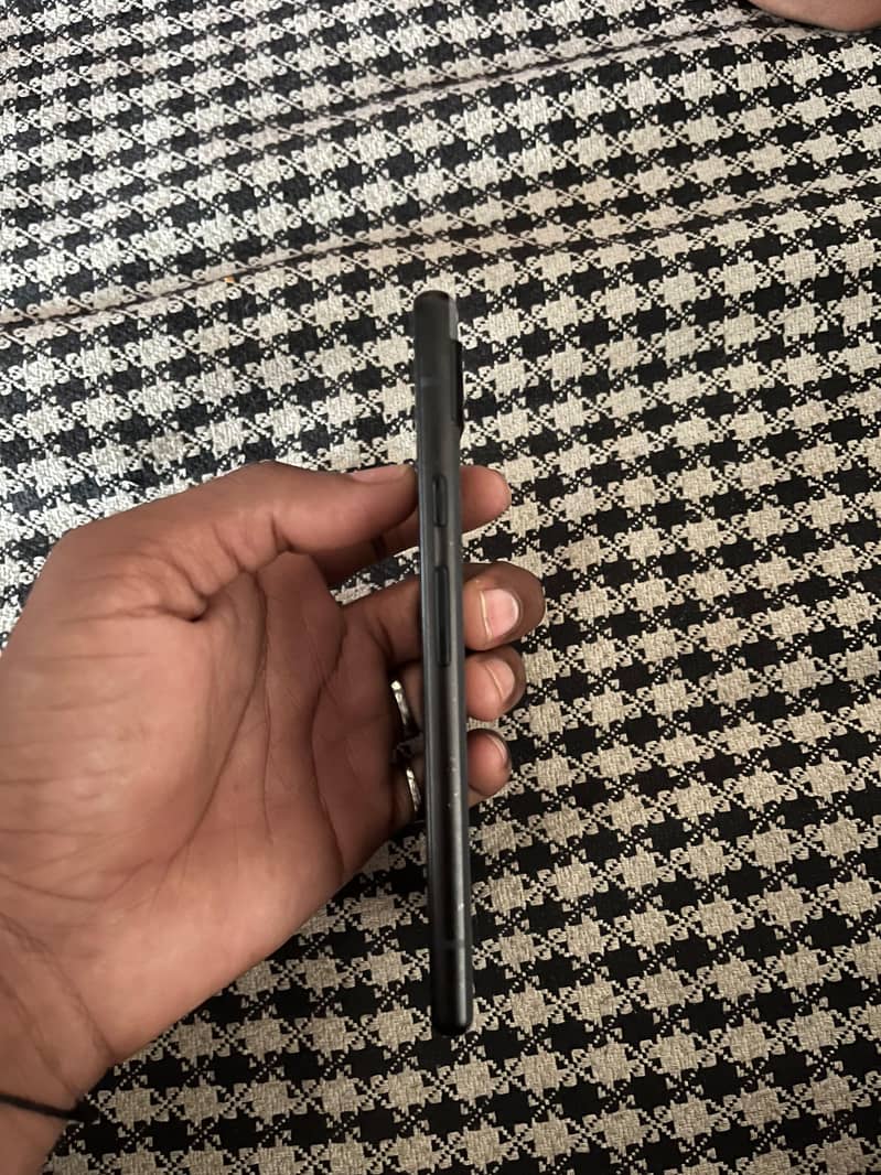 Google Pixel 6a 4