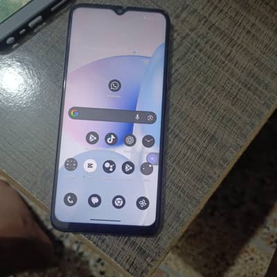 Realme C35