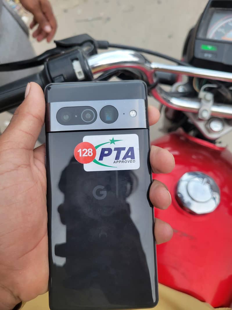 Google Pixel 7 Pro 4