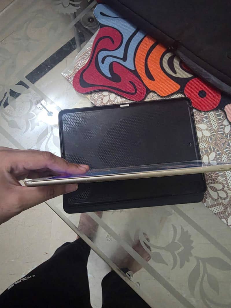 Ipad 9.7 inch 4