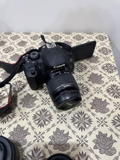Canon 700D dslr camera touch screen display 03025271768 WhatsAp