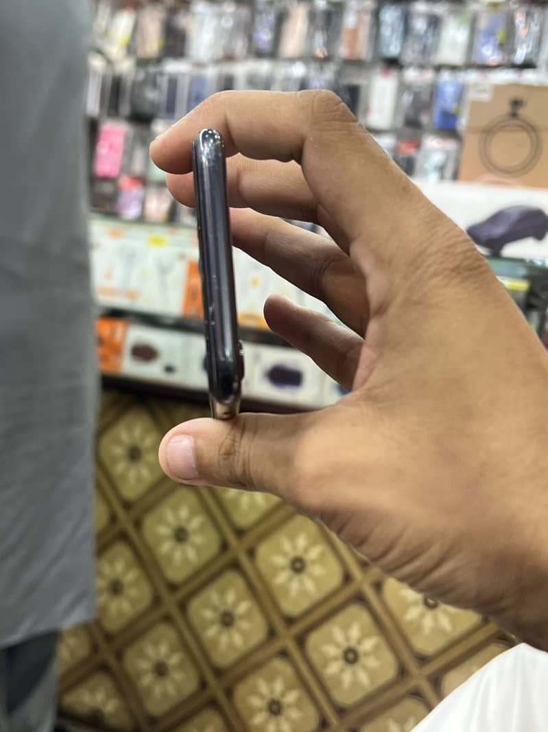 Apple iPhone SE 4
