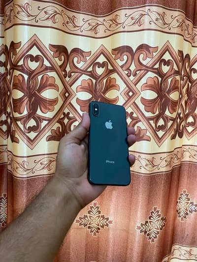 iPhone XS | 64GB BLACK