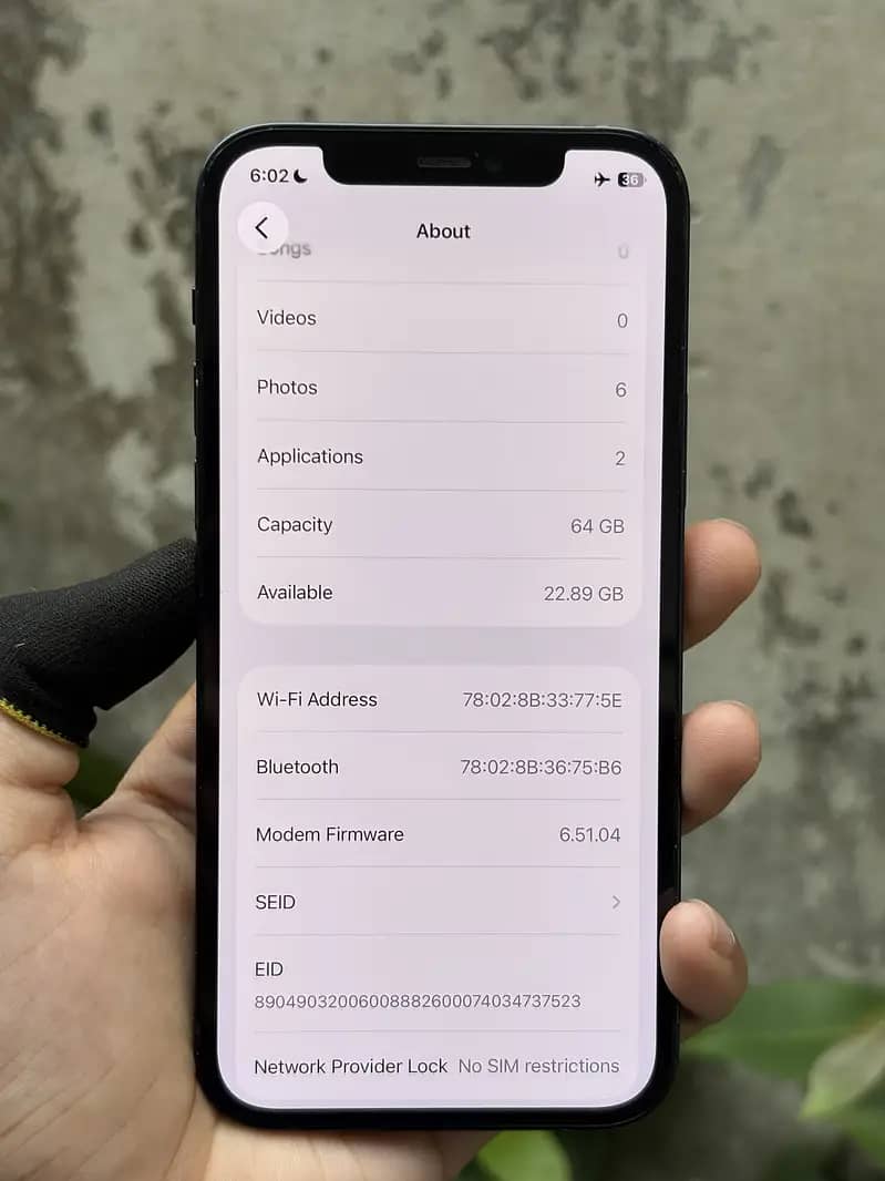 Apple iPhone 12 1
