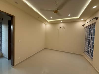 3200 Square Feet House For sale In G-9/1 Islamabad