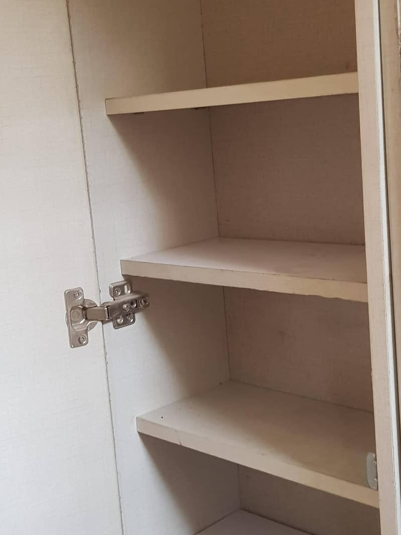 Dressing Table 2