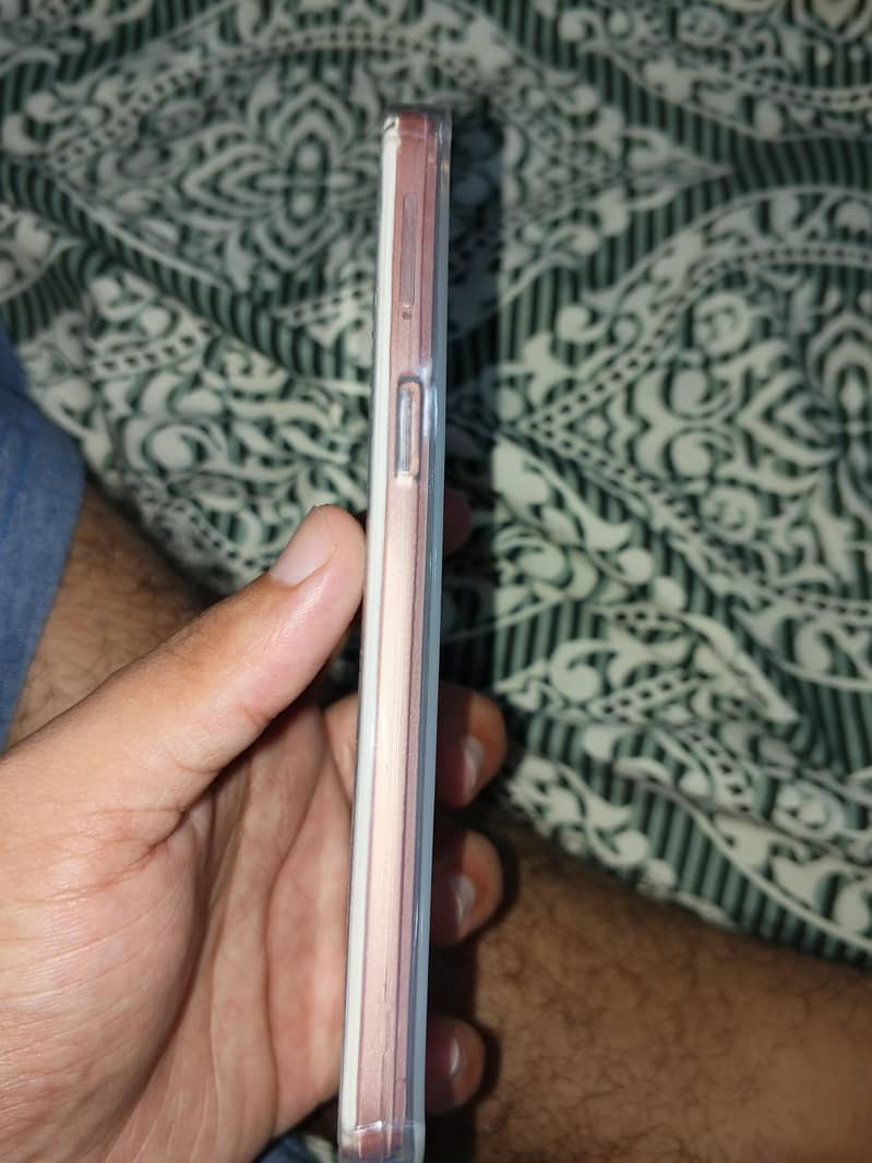 OPPO A57 2