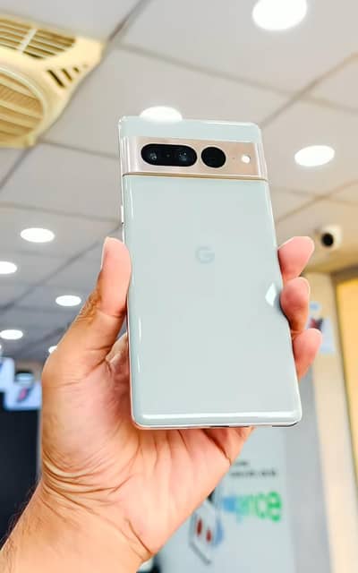 Google Pixel 7 Pro 12=256 GB mein official PTI pro 10 by 10 condition